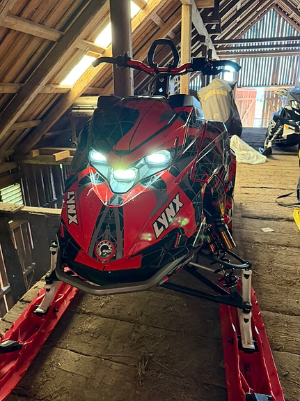 Lynx Shredder RE 850 E-TEC Turbo R 19 of 22