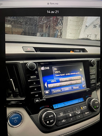 Toyota RAV4 8 of 21