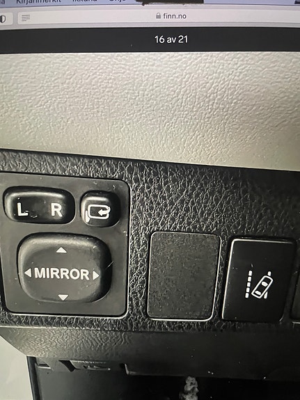 Toyota RAV4 10 of 21