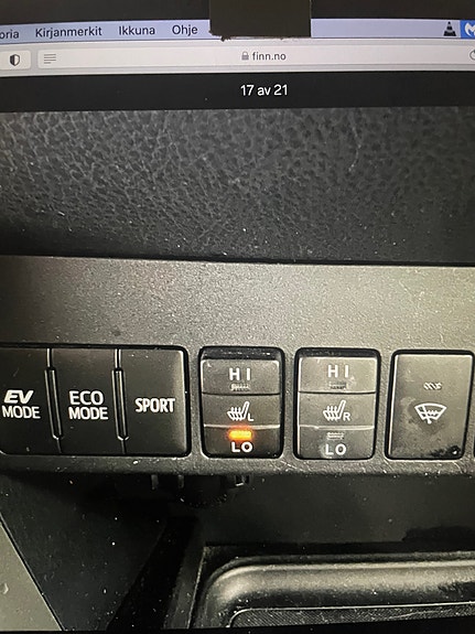 Toyota RAV4 13 of 21