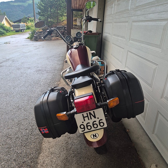 Moto Guzzi California 4 of 5