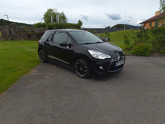 Citroen DS3 4 of 24