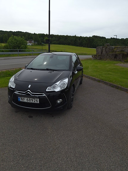 Citroen DS3 2 of 24