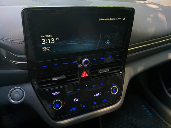 Hyundai IONIQ 14 of 21