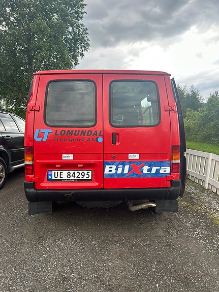 Ford Transit 4 of 5