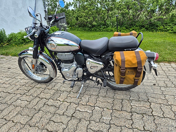 Royal Enfield Classic 350 2 of 4