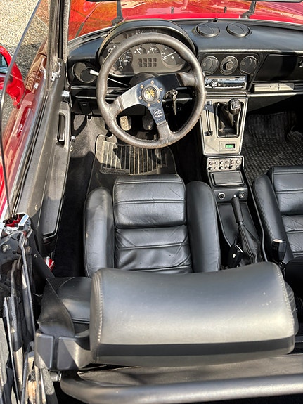 Alfa Romeo Spider 11 of 19