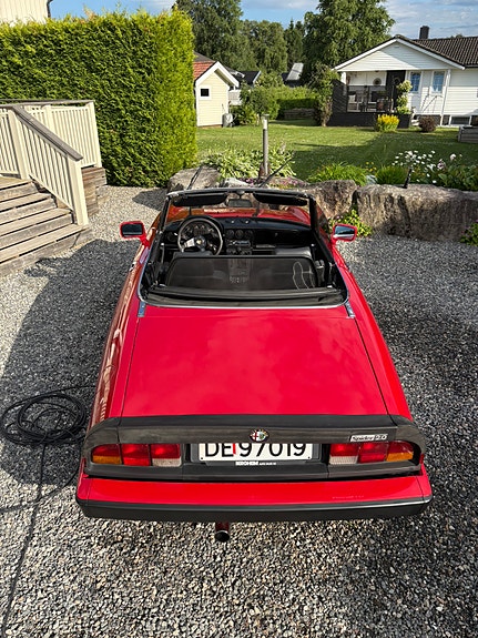 Alfa Romeo Spider 9 of 19