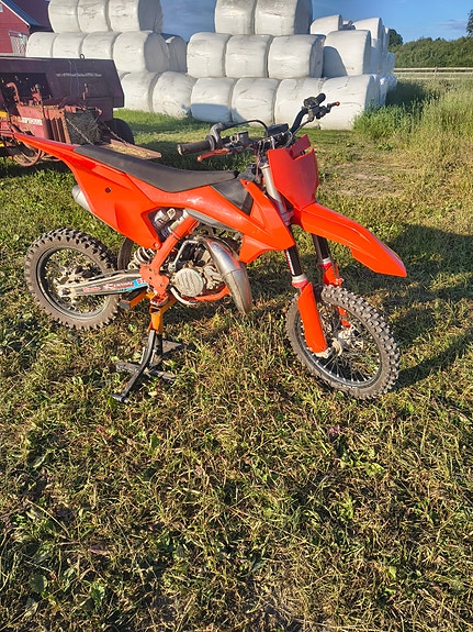 KTM Sx 85 2 of 5