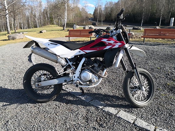 Husqvarna SMR 125 4 of 4