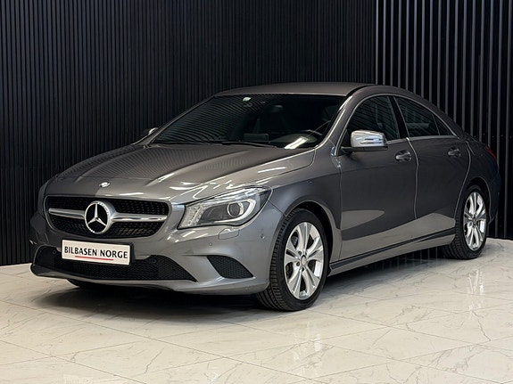 Mercedes-Benz CLA180 4 of 5