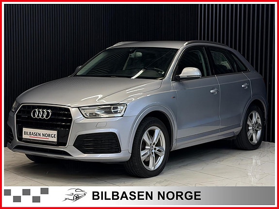 Audi Q3 2 of 5