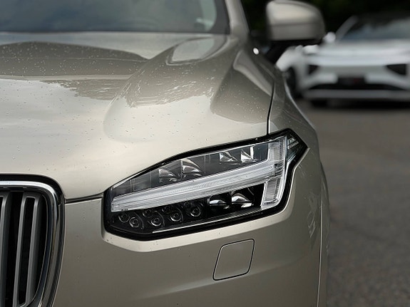 Volvo XC90 5 of 5