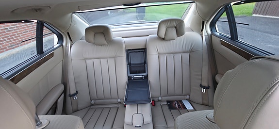 Mercedes-Benz E350 d 25 of 30