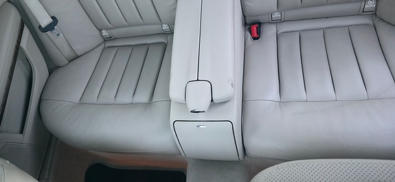 Mercedes-Benz E350 d 18 of 30
