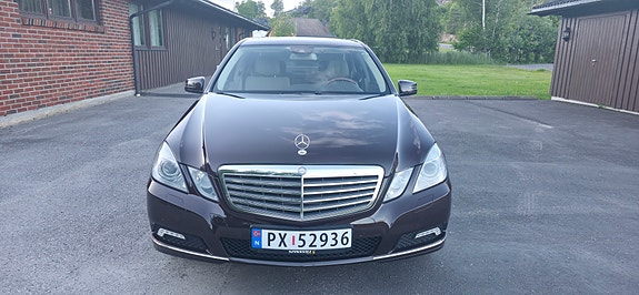 Mercedes-Benz E350D 2009 photo 2