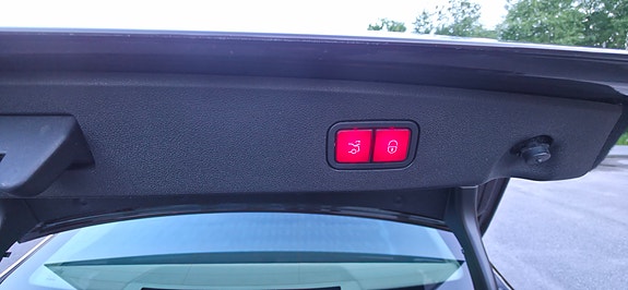 Mercedes-Benz E350 d 26 of 30