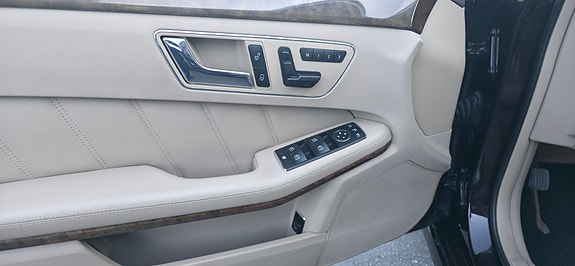Mercedes-Benz E350 d 10 of 30