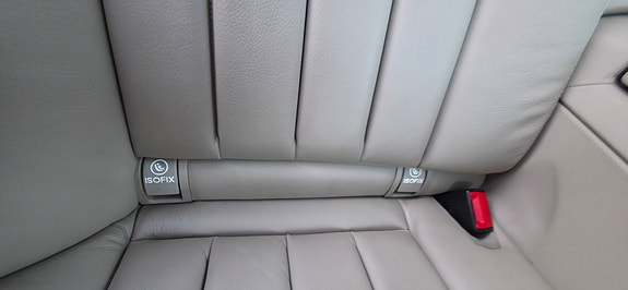 Mercedes-Benz E350 d 30 of 30