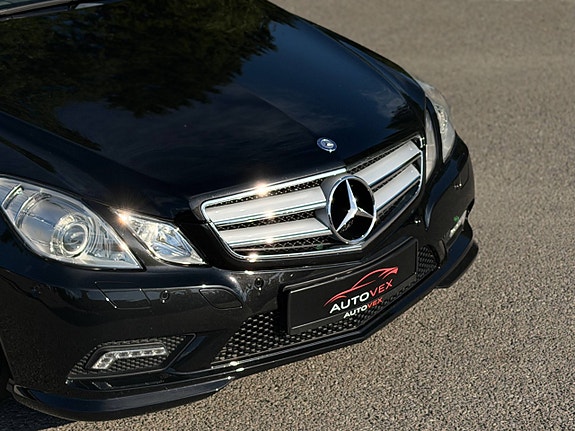 Mercedes-Benz 200 5 of 5