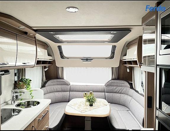 Knaus Skandinavisk Selection 590 UK TIL LEIE 2 of 9
