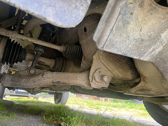 Toyota HiLux 8 of 15