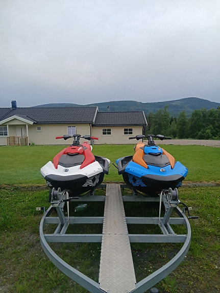Sea-Doo Spark Trixx 3up 2026 – selges 2 stk med dobbelthenger 4 of 5