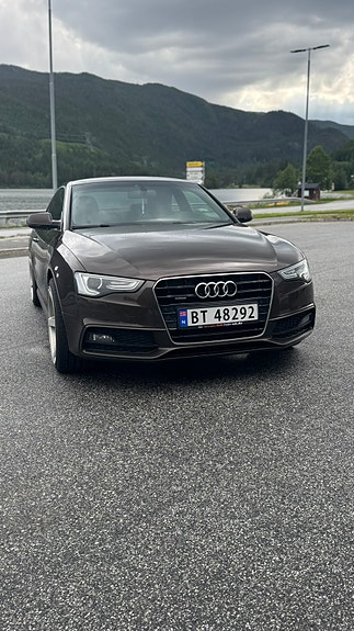 Audi A5 2 of 18