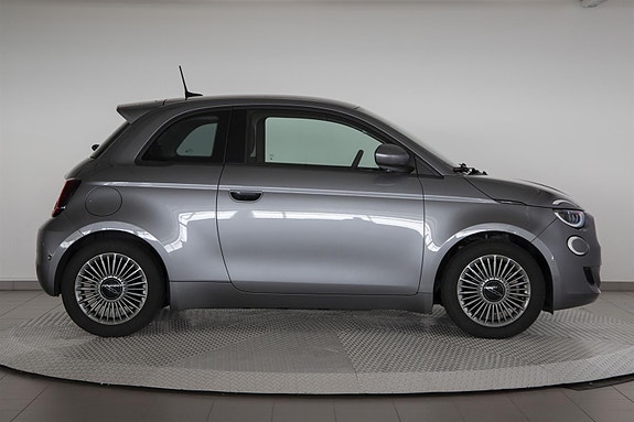 Fiat 500 4 of 5