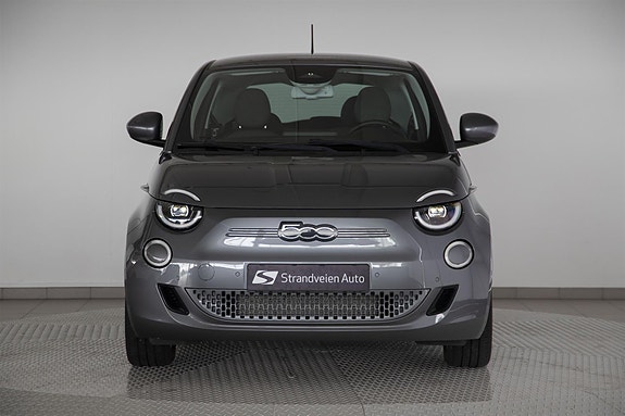 Fiat 500 2 of 5