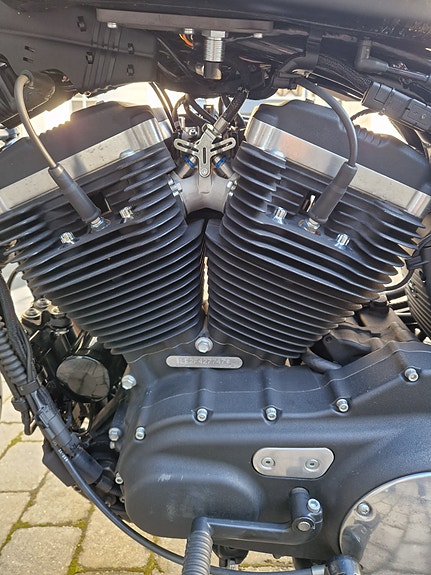 Harley-Davidson A2, XL 883N Iron 14 of 19