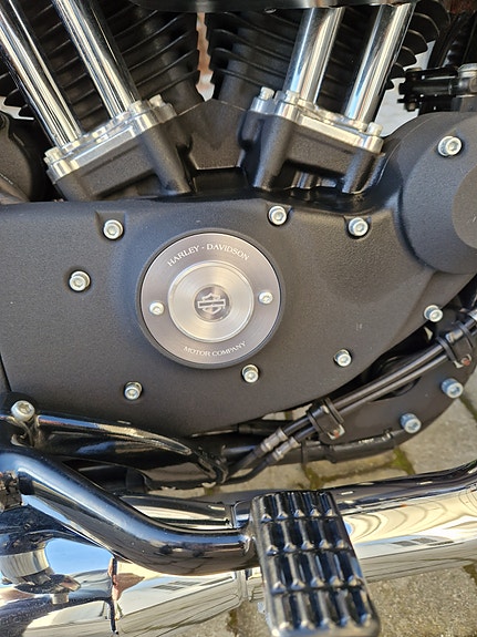 Harley-Davidson A2, XL 883N Iron 18 of 19