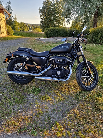 Harley-Davidson A2, XL 883N Iron 6 of 19