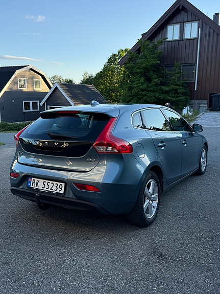 Volvo V40 6 of 23