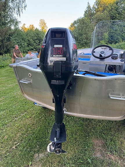 Linder Sportman 400 med styrekonsoll, Suzuki 15 hk 4-takt og båthenger 2 of 5