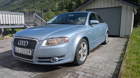 Audi A4 10 of 17