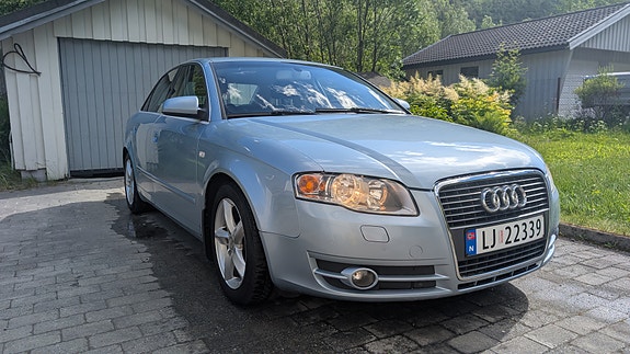 Audi A4 15 of 17
