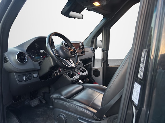 Mercedes-Benz Sprinter 519 10 of 11