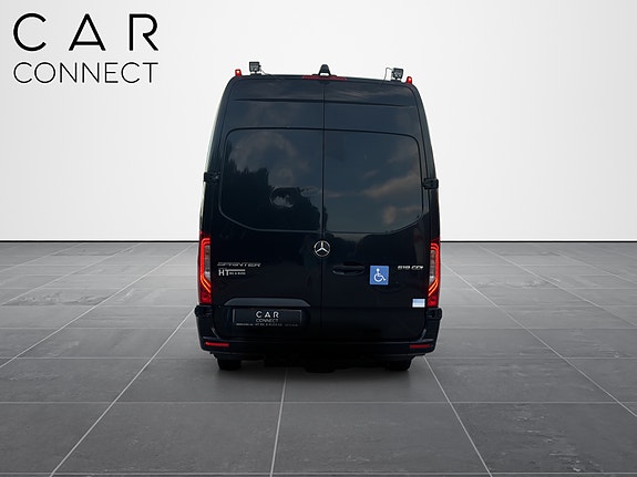 Mercedes-Benz Sprinter 519 4 of 11