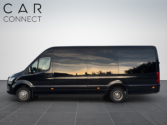 Mercedes-Benz Sprinter 519 2 of 11