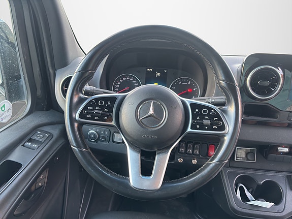 Mercedes-Benz Sprinter 519 9 of 11