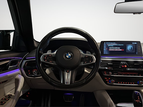 BMW 530e 14 of 25