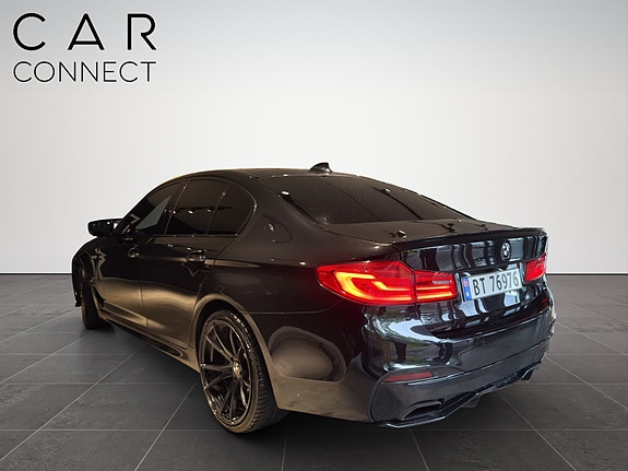 BMW 530e 3 of 25