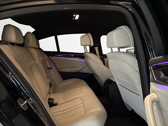 BMW 530e 22 of 25