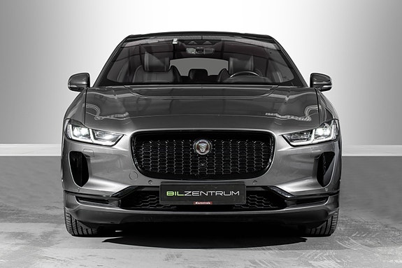 Jaguar I-PACE 3 of 5