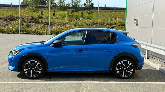 Peugeot 208 5 of 20