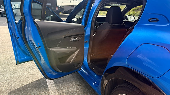 Peugeot 208 9 of 20