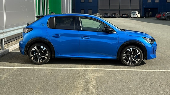 Peugeot 208 4 of 20