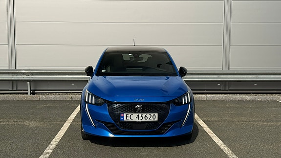Peugeot 208 3 of 20