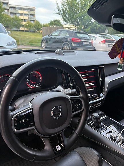 Volvo S60 6 of 12